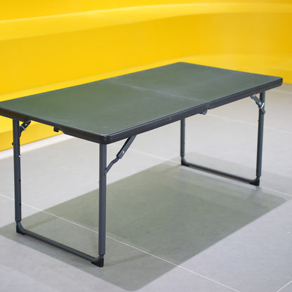 4/6ft Folding Table, Equipped With Metal Legs, Sturdy And Durable. The Plastic Tabletop Is Easy To Clean And Suitable For Camping, Outdoor Activities, Family Meals, And Team Events.