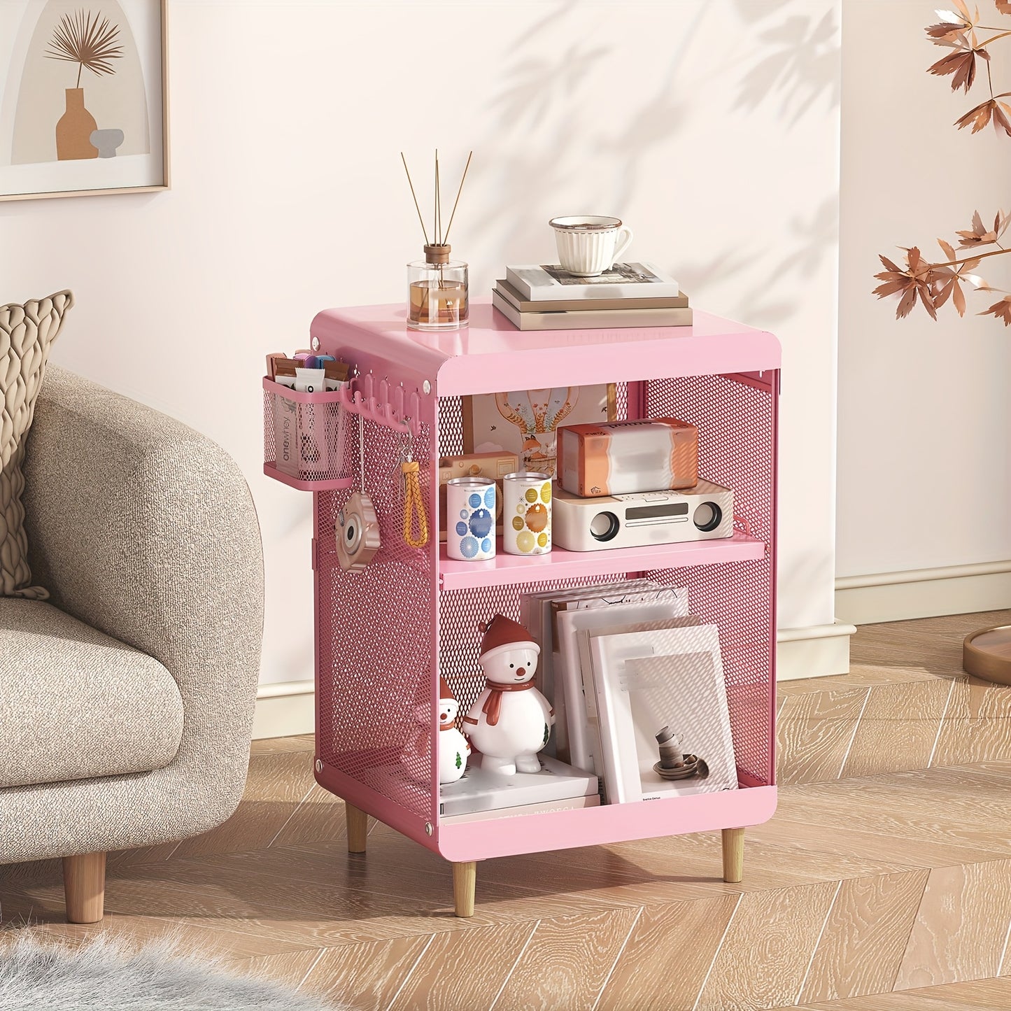Three-Tiered End Table Featuring a Metal Design, Complete with a Hanging Basket And Four Hooks. This Charming Nightstand Serves As a Modern Bedside Table, a Compact Coffee Table, Or a Slim Sofa Table, Perfect for Your Living Room, Bedroom, Dorm