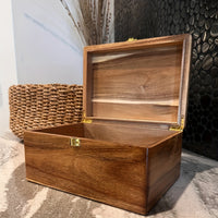 Acacia wood