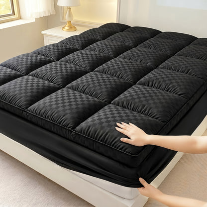 Mattress Protector shown in the Thickened Black, Twin option