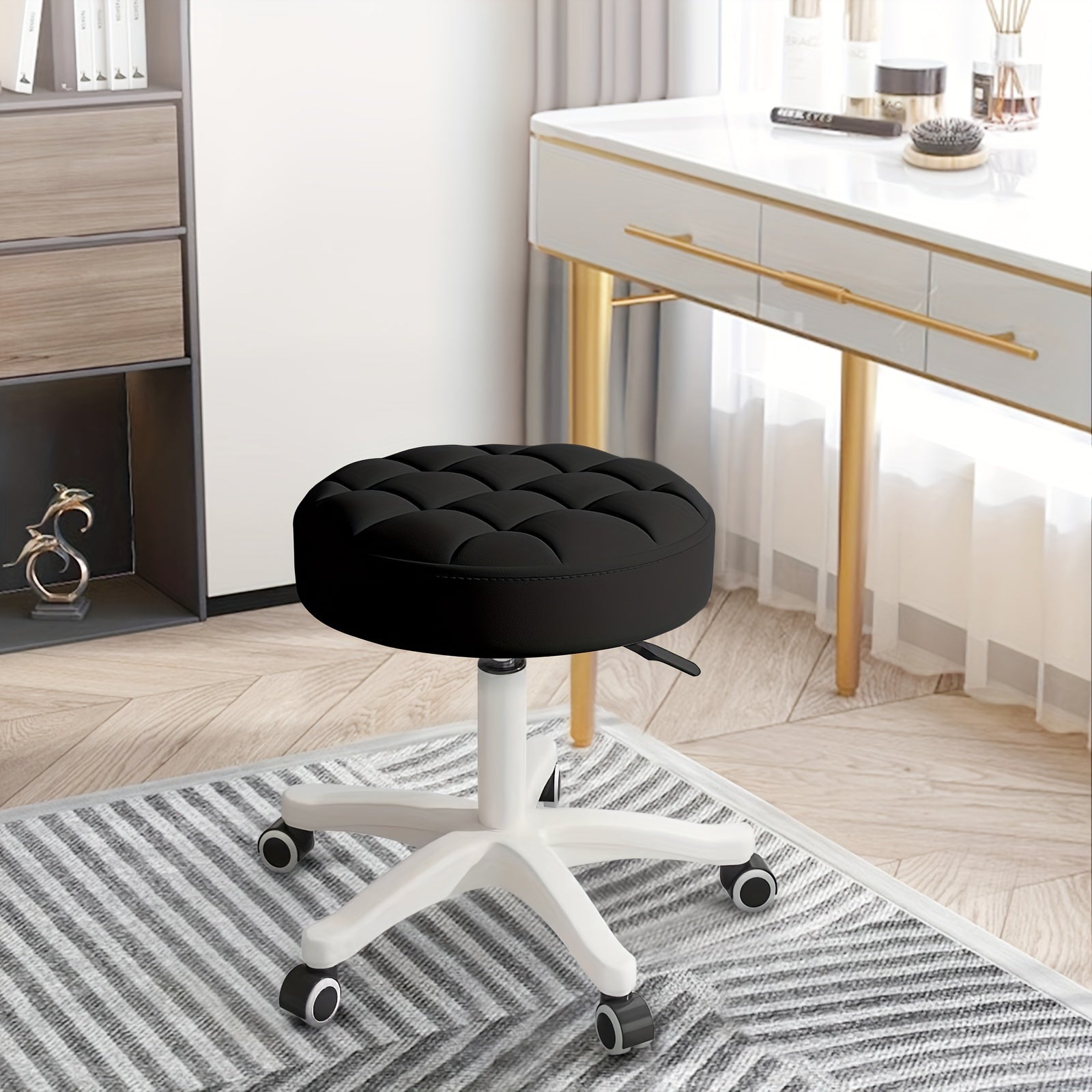 Salon Chair shown in the Black option